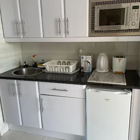 Precioso Estudio En Zona Residencial Miraflores Malaga Exterior photo