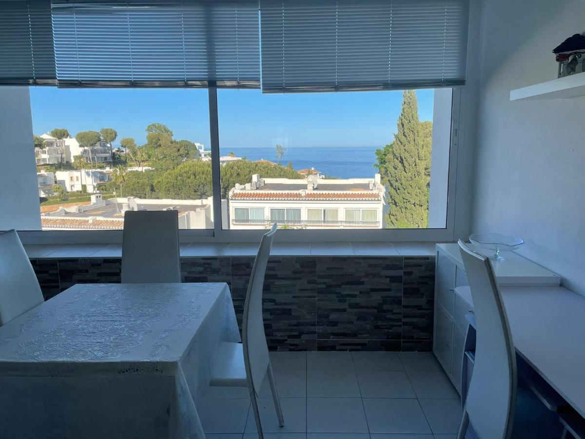 Precioso Estudio En Zona Residencial Miraflores Màlaga