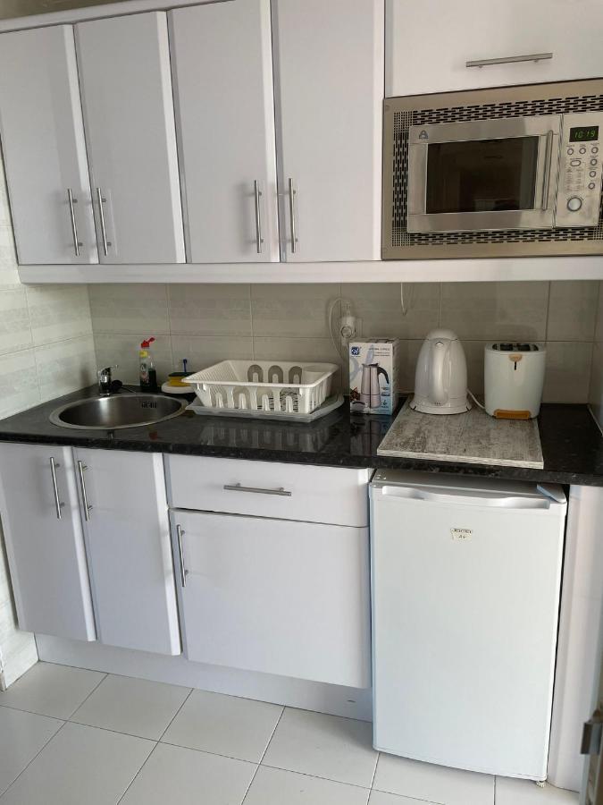 Precioso Estudio En Zona Residencial Miraflores Màlaga