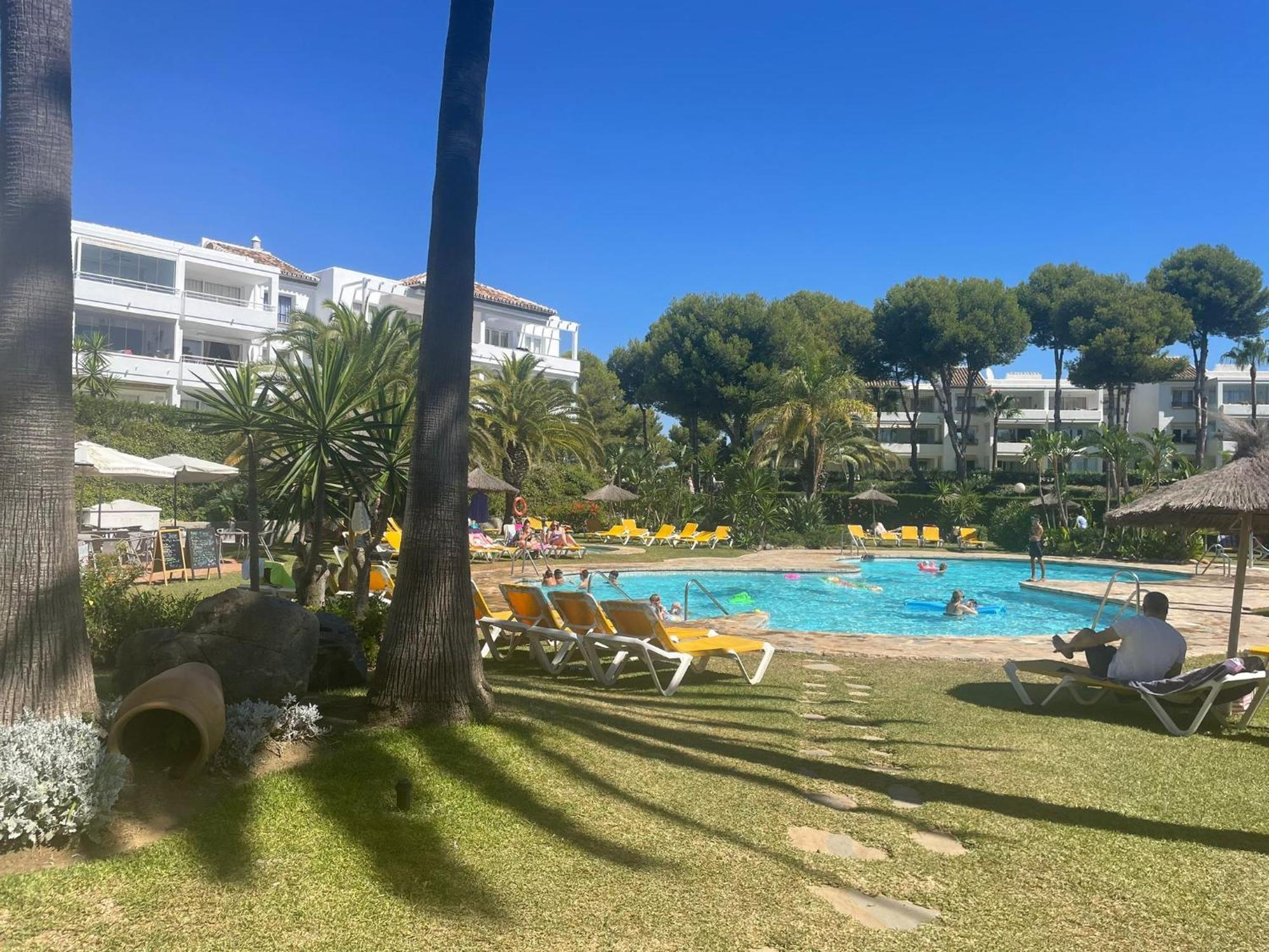 Apartament Precioso Estudio En Zona Residencial Miraflores Màlaga